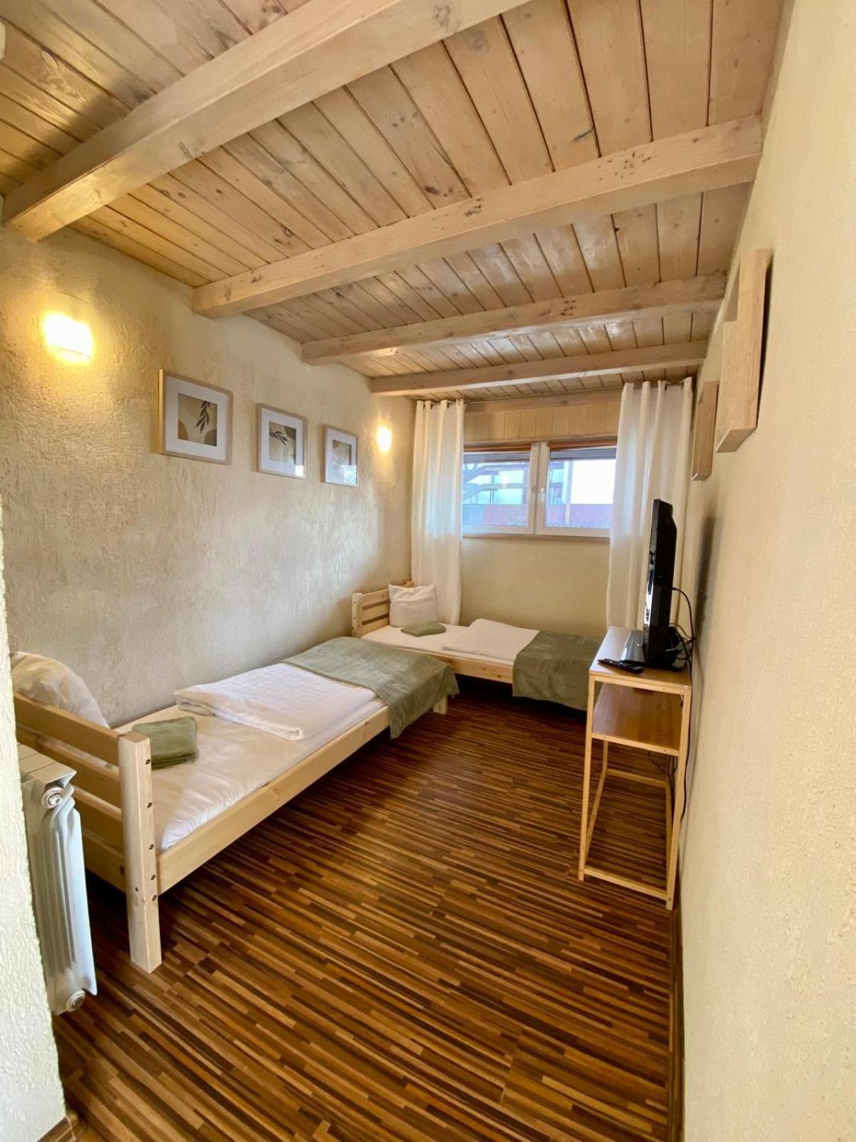 Zajazd Boryna Wieluń Extérieur photo